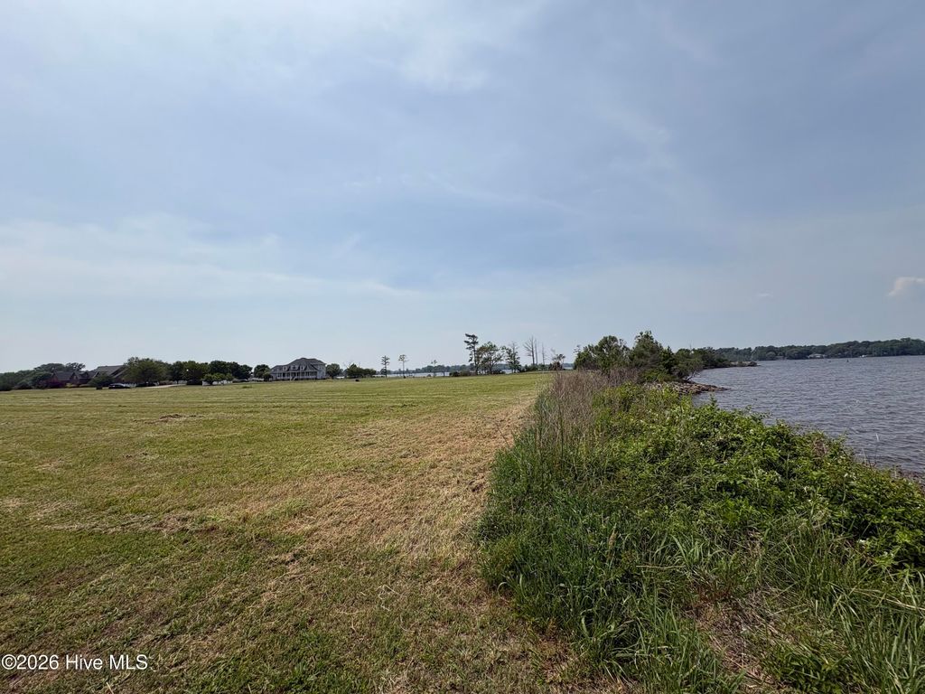 Photo of 102 Haley Point, Elizabeth City, NC 27909 (MLS # 100571575)