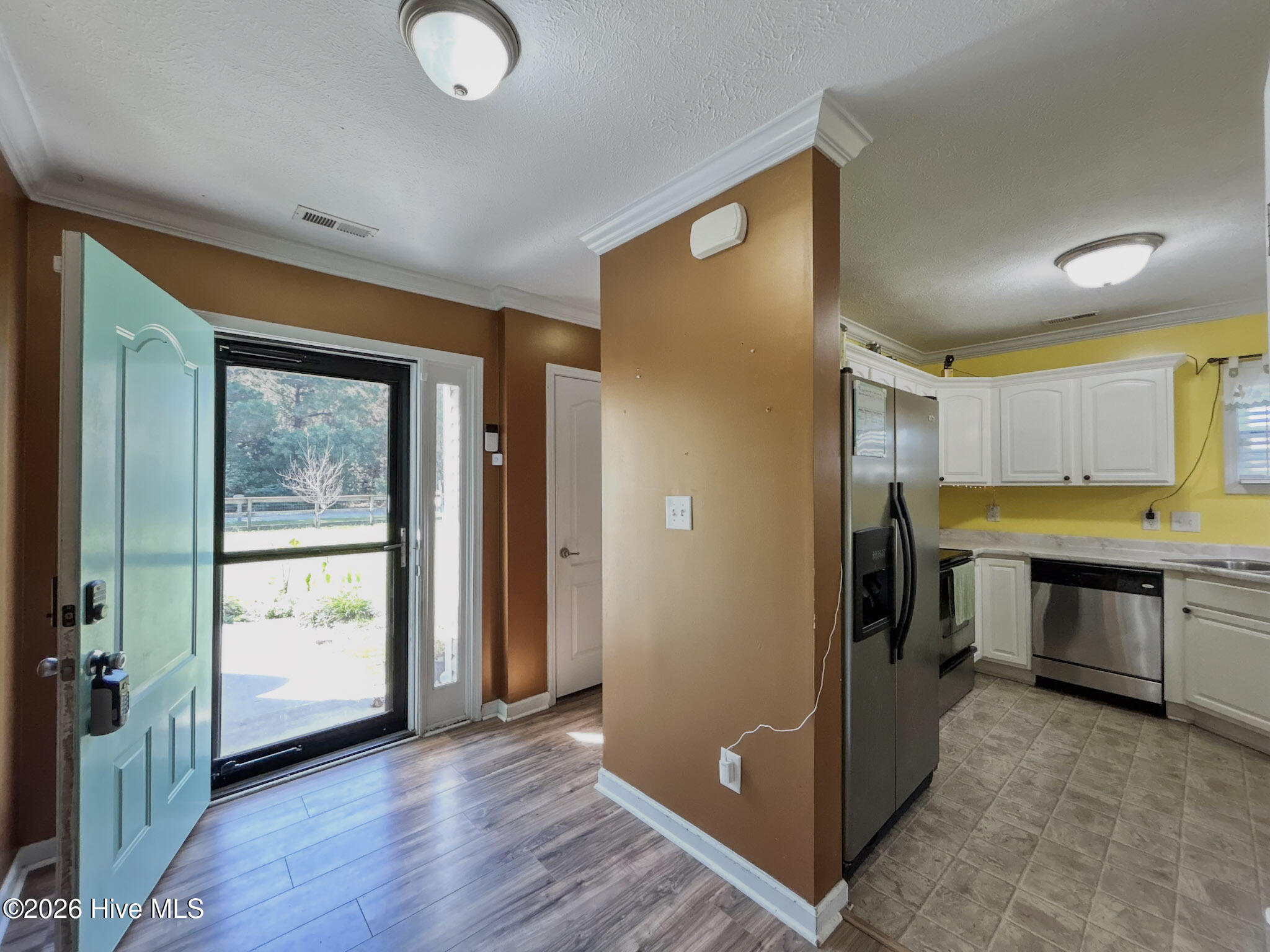 305 Vito Court
