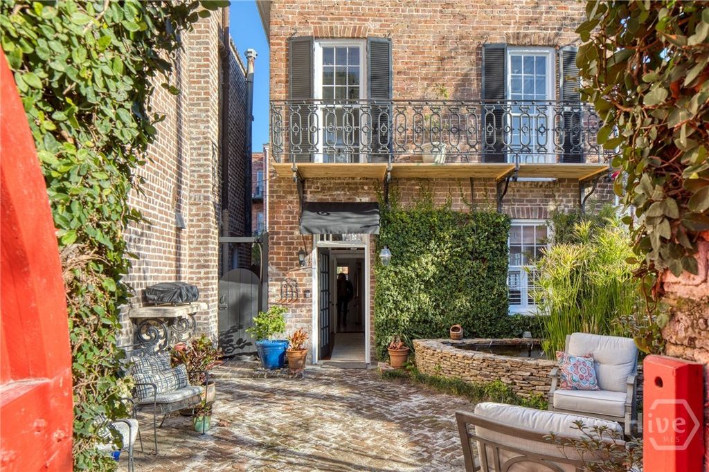 Photo of 224 E Gordon Street, Savannah, GA 31401 (MLS # SA346874)