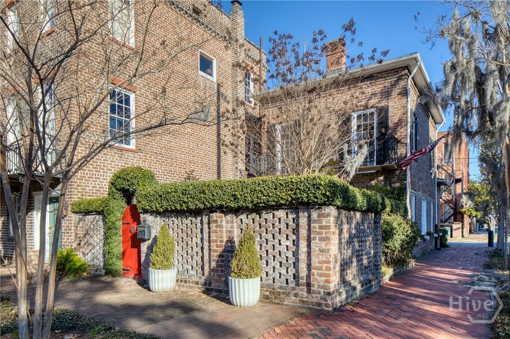 Photo of 224 E Gordon Street, Savannah, GA 31401 (MLS # SA346874)