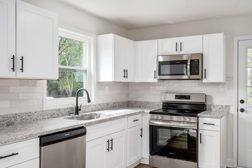 Photo of 322 Audubon Circle, North Augusta, SC 29841 (MLS # 553781)