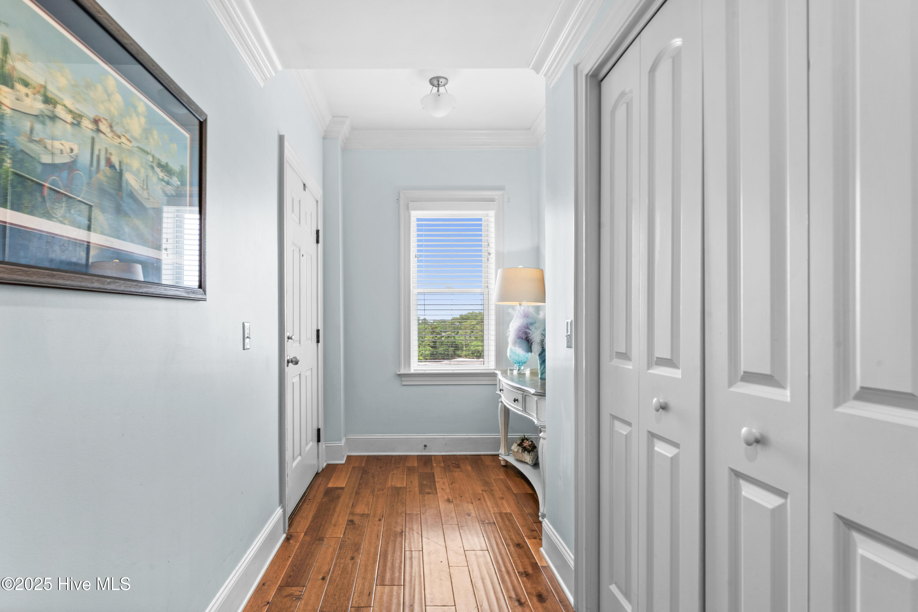 4425 Arendell Street 609