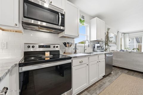 Tiny photo for 302 Cleat Drive, Surf City, NC 28445 (MLS # 100573694)