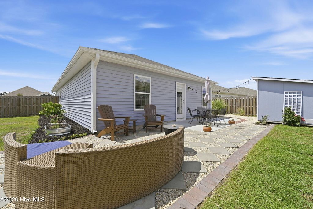 Photo of 302 Cleat Drive, Surf City, NC 28445 (MLS # 100573694)