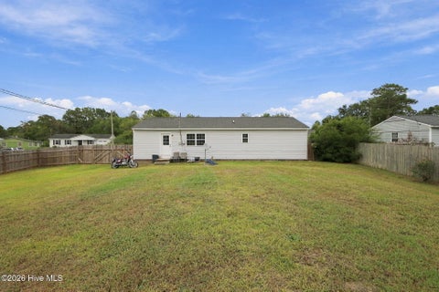 Tiny photo for 77 Crown Point Road, Hubert, NC 28539 (MLS # 100610389)