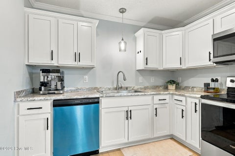 Tiny photo for 77 Crown Point Road, Hubert, NC 28539 (MLS # 100610389)