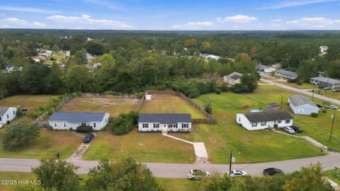 Tiny photo for 77 Crown Point Road, Hubert, NC 28539 (MLS # 100610389)