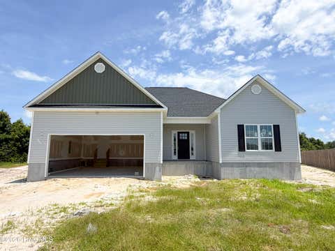 Homes For Sale - 716 Puppy Drum Lane<br/> Onslow County, Maysville, NC 28555