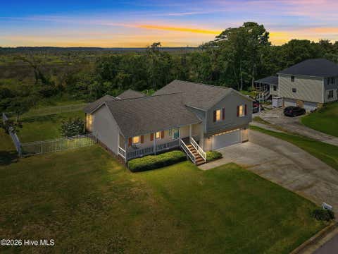 Homes For Sale - 907 Oak Drive<br/> Morehead City, NC 28557