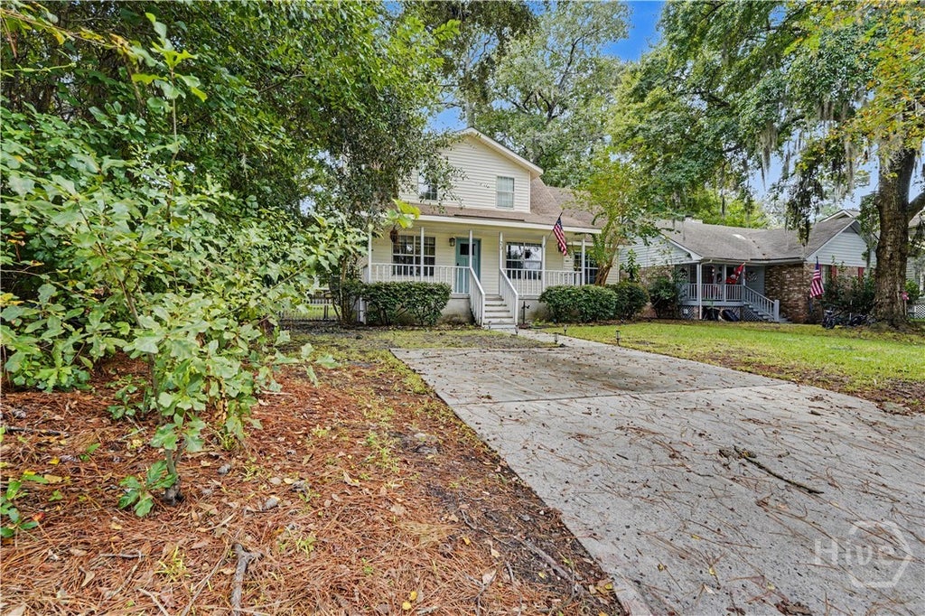 Photo of 23 E Deerwood Road, Savannah, GA 31410 (MLS # SA365834)