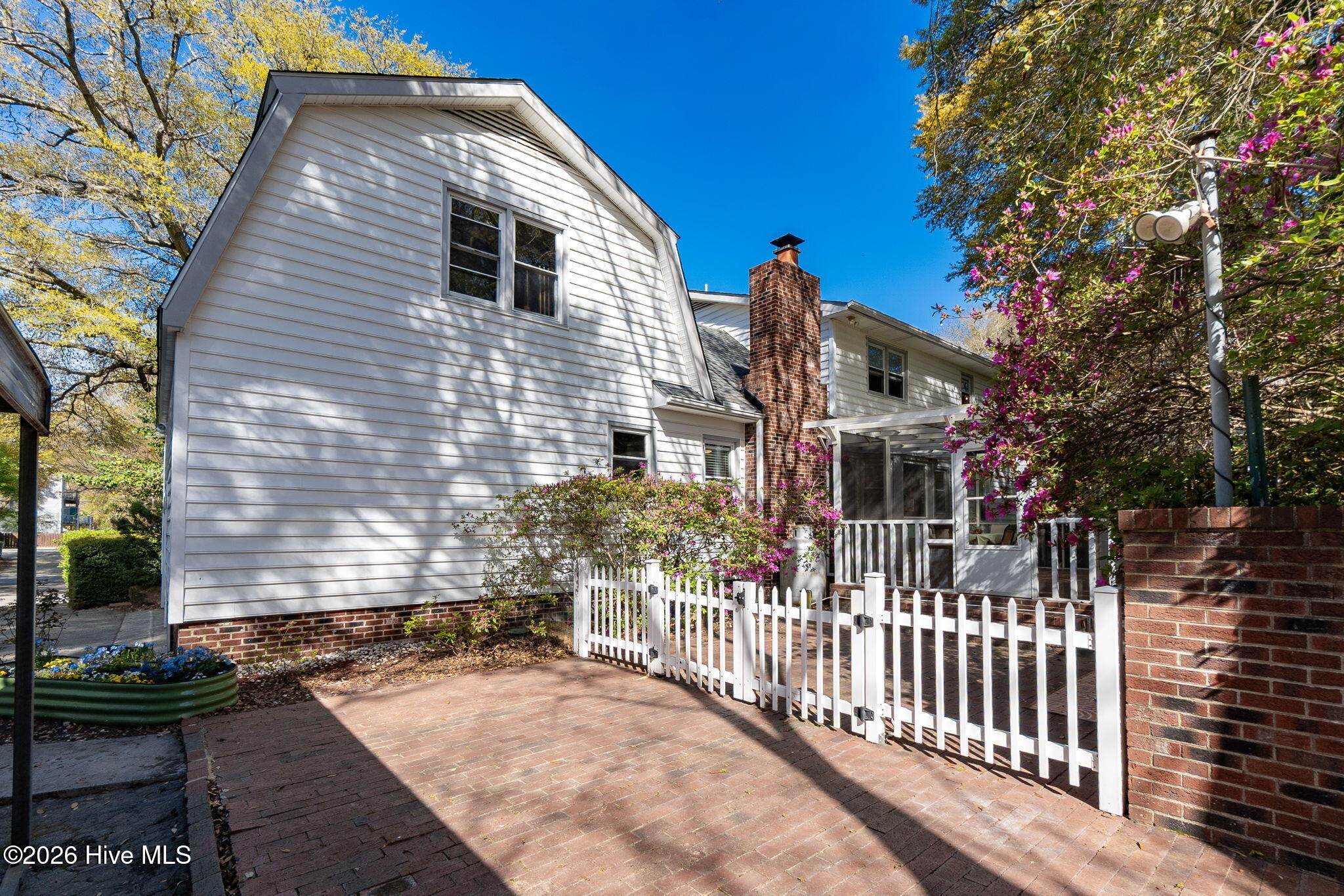 428 Holly Street