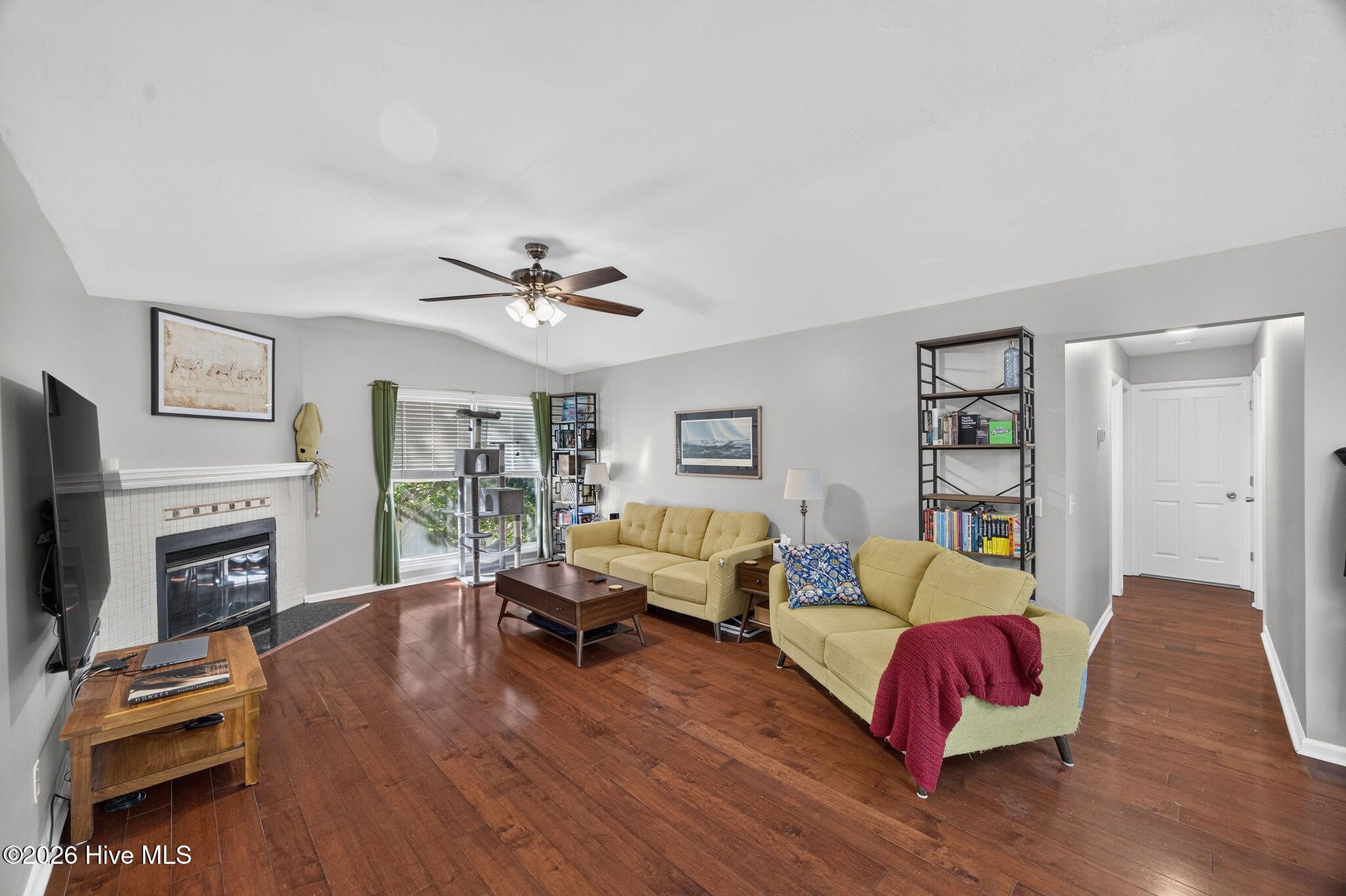 111 Dron Place
