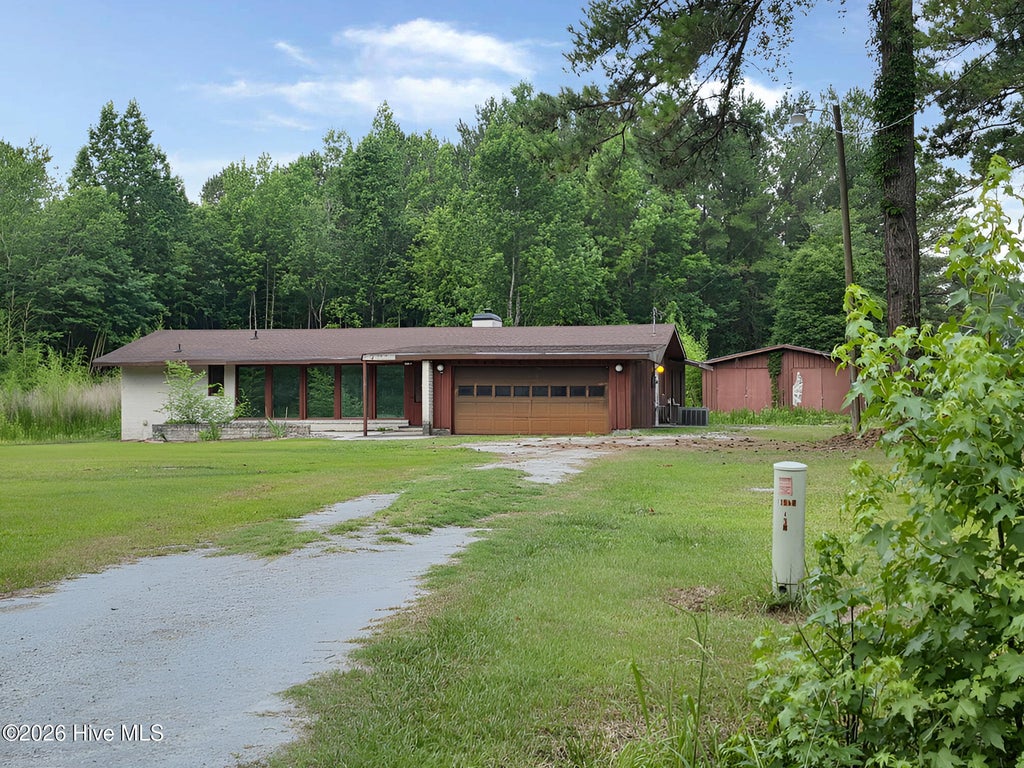 Photo of 1367 Wintergreen Road, Cove City, NC 28523 (MLS # 100589910)
