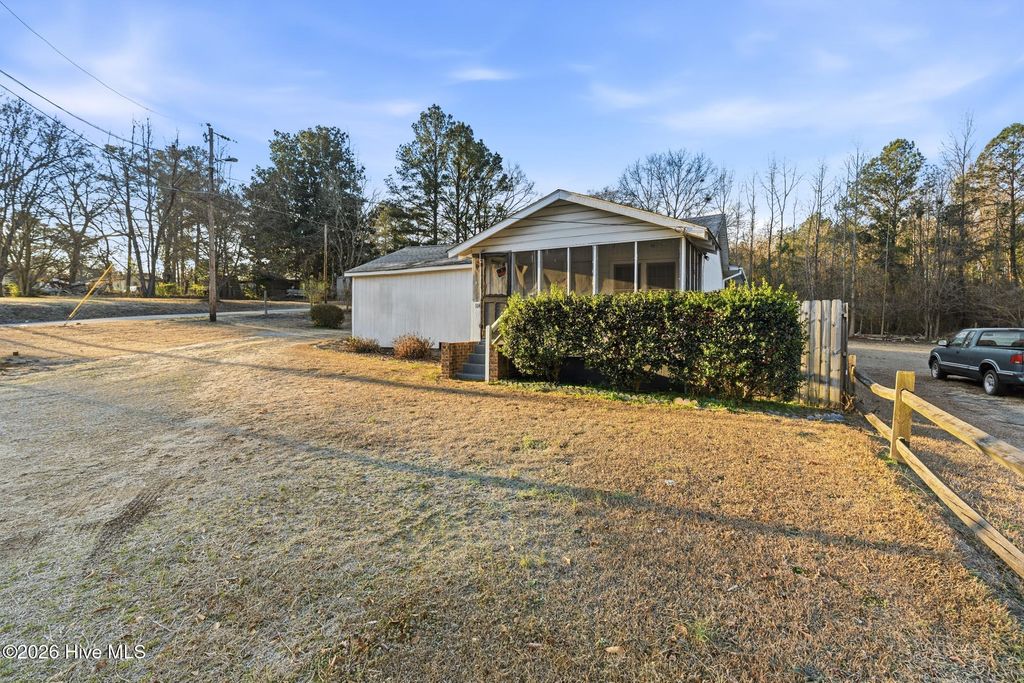 Photo of 114 Forrest Street, Rockingham, NC 28379 (MLS # 100552428)