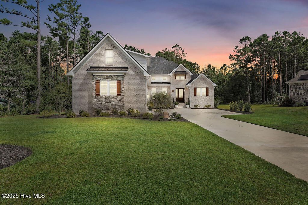 Photo of 121 Summerset Landing, Hampstead, NC 28443 (MLS # 100521530)