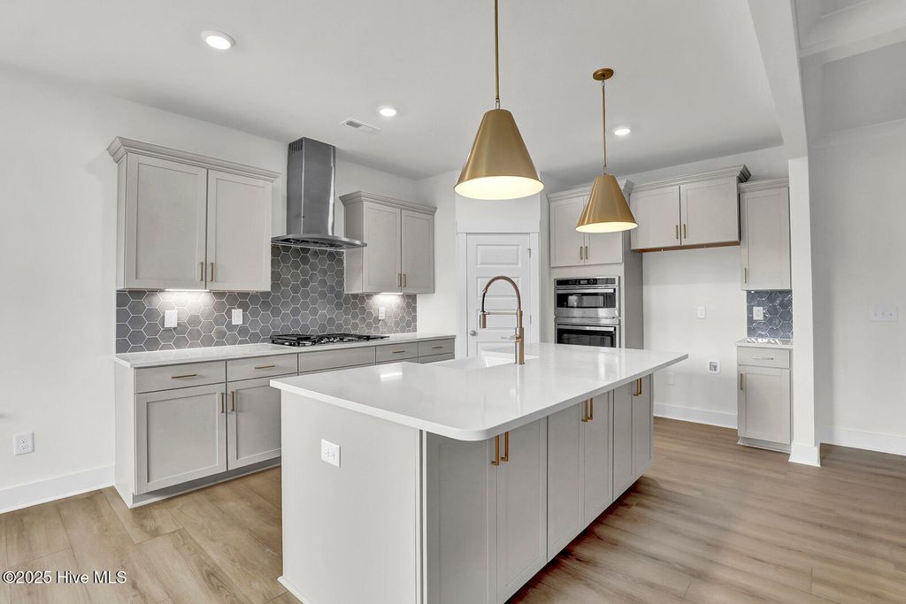 Photo of 174 Planters Walk, Hampstead, NC 28443 (MLS # 100514994)