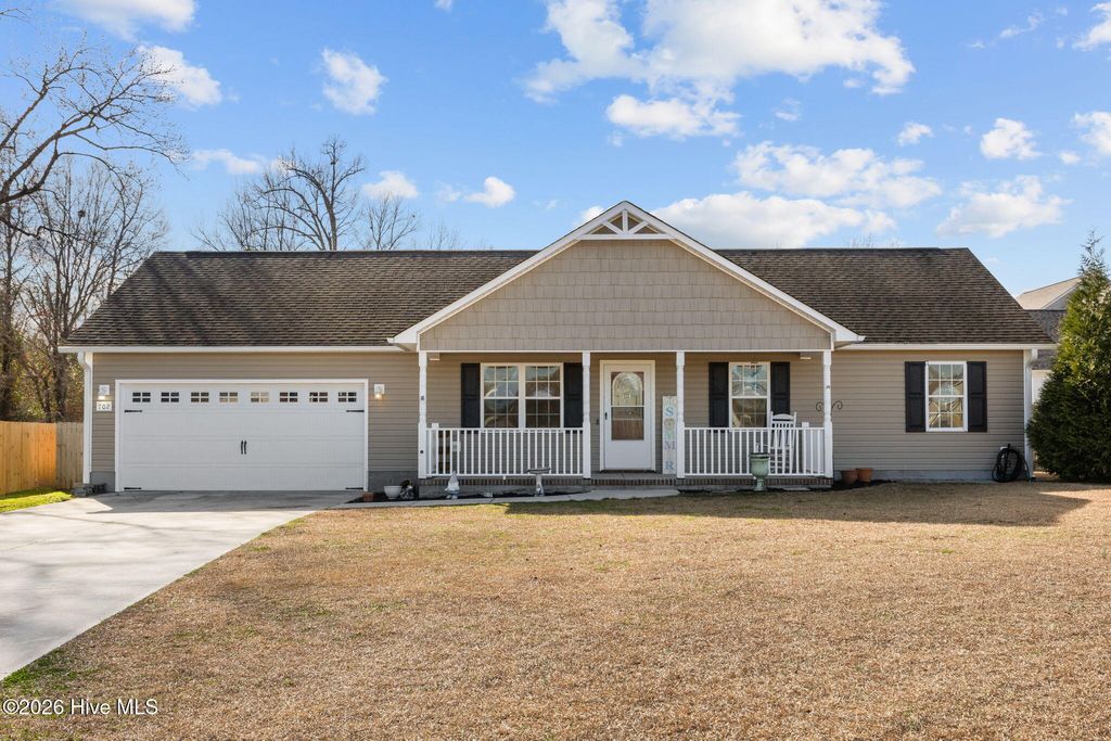 Photo of 702 Buster Court, Jacksonville, NC 28540 (MLS # 100549583)
