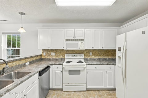 Tiny photo for 643 Lanvale Hills Circle, Leland, NC 28451 (MLS # 100603304)
