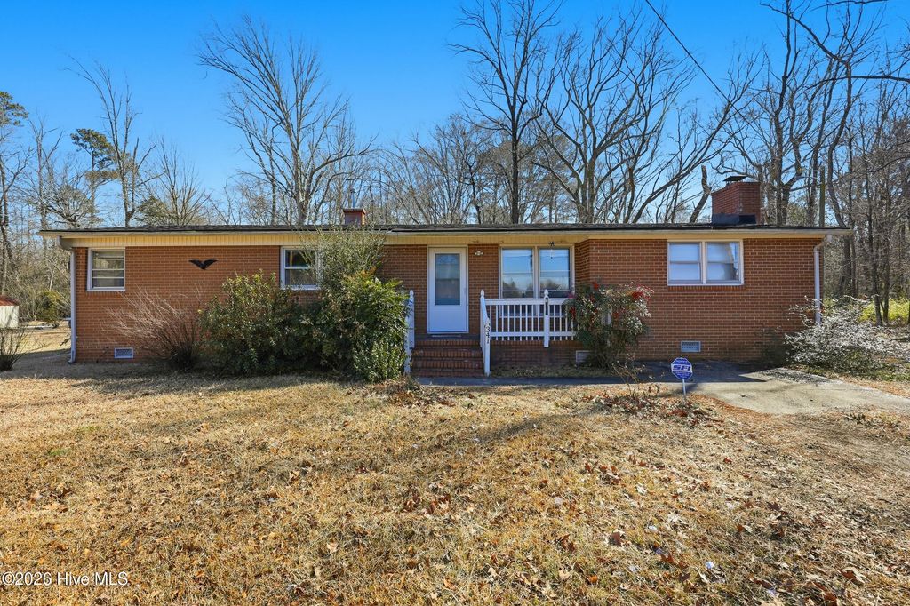 Photo of 341 Middle Swamp Road, Gates, NC 27937 (MLS # 100553354)