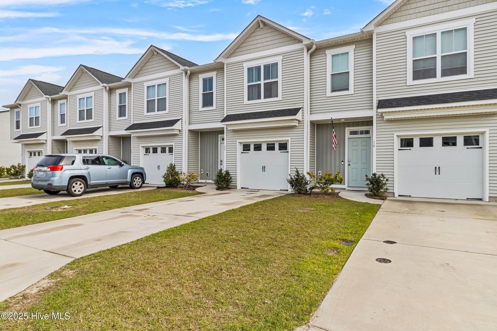 Photo of 20 Aspen Road, Hampstead, NC 28443 (MLS # 100523378)