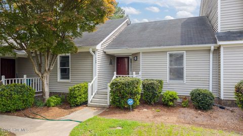 Townhouse For Sale - 125 Willow Oaks Court<br/> Rocky Mount, NC 27804