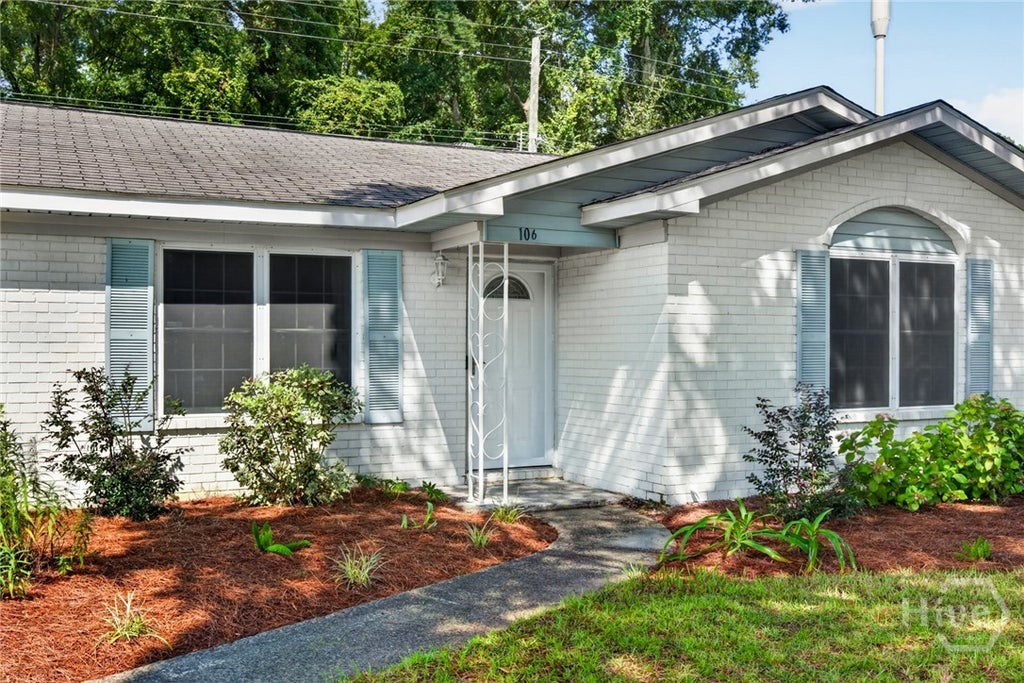 Photo of 106 Greenbriar Drive, Savannah, GA 31419 (MLS # SA364355)