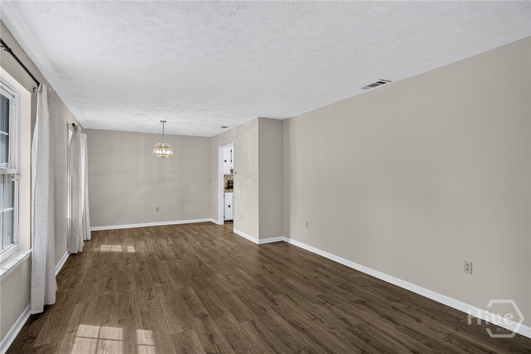 106 Greenbriar Drive