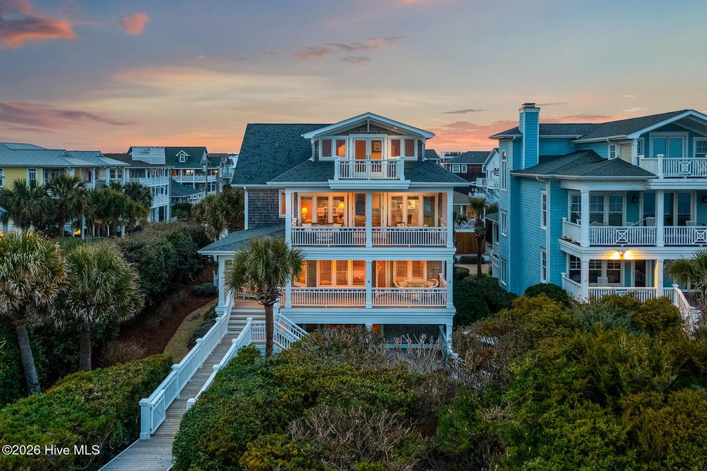 Photo of 11 Sandpiper Street, Wrightsville Beach, NC 28480 (MLS # 100559523)