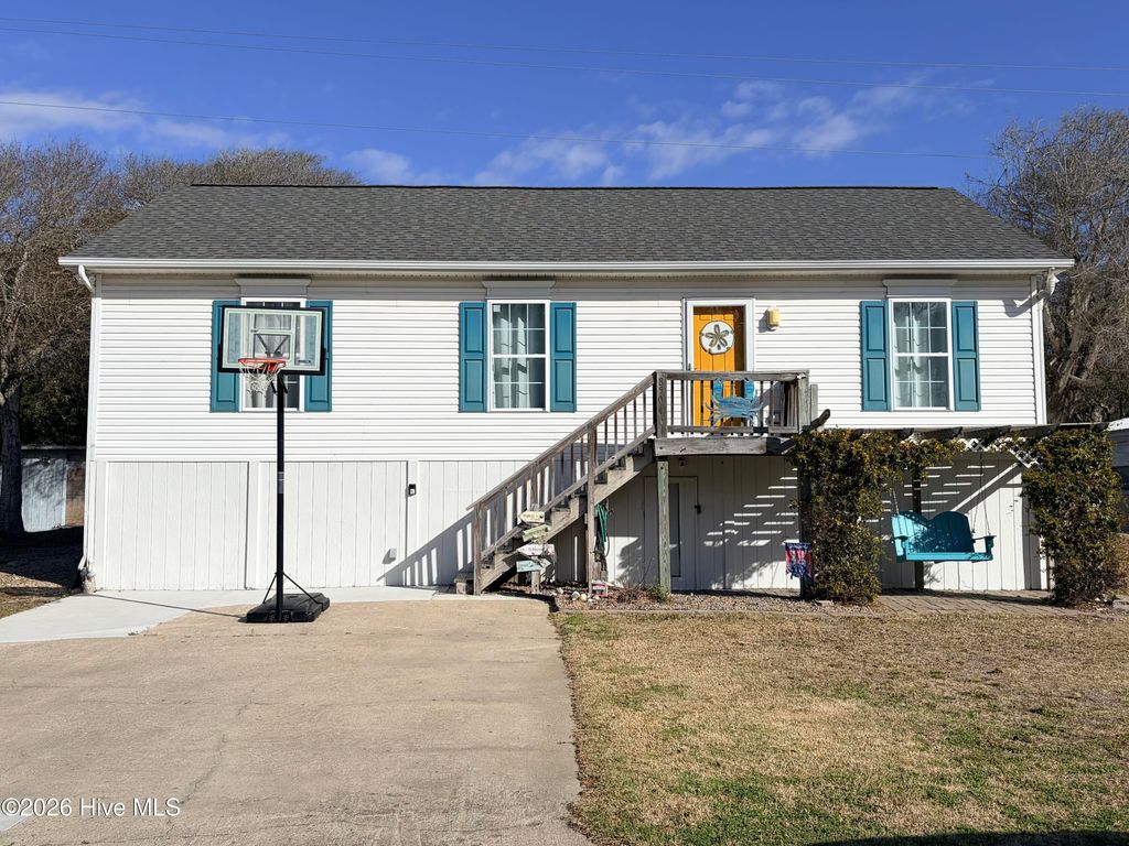 Photo of 8504 Reed Drive, Emerald Isle, NC 28594 (MLS # 100560705)