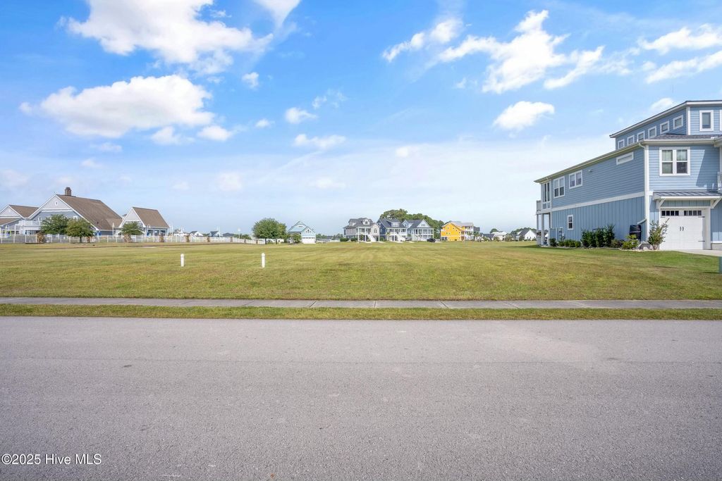 Photo of 325 Spicer Lake Drive, Holly Ridge, NC 28445 (MLS # 100499518)