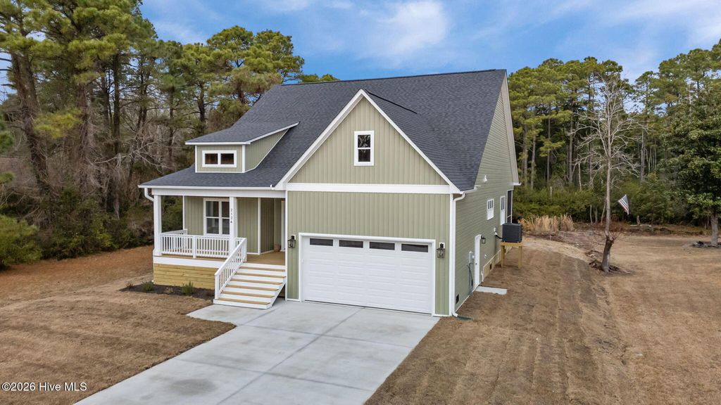 Photo of 2124 Caracara Drive, New Bern, NC 28560 (MLS # 100549314)