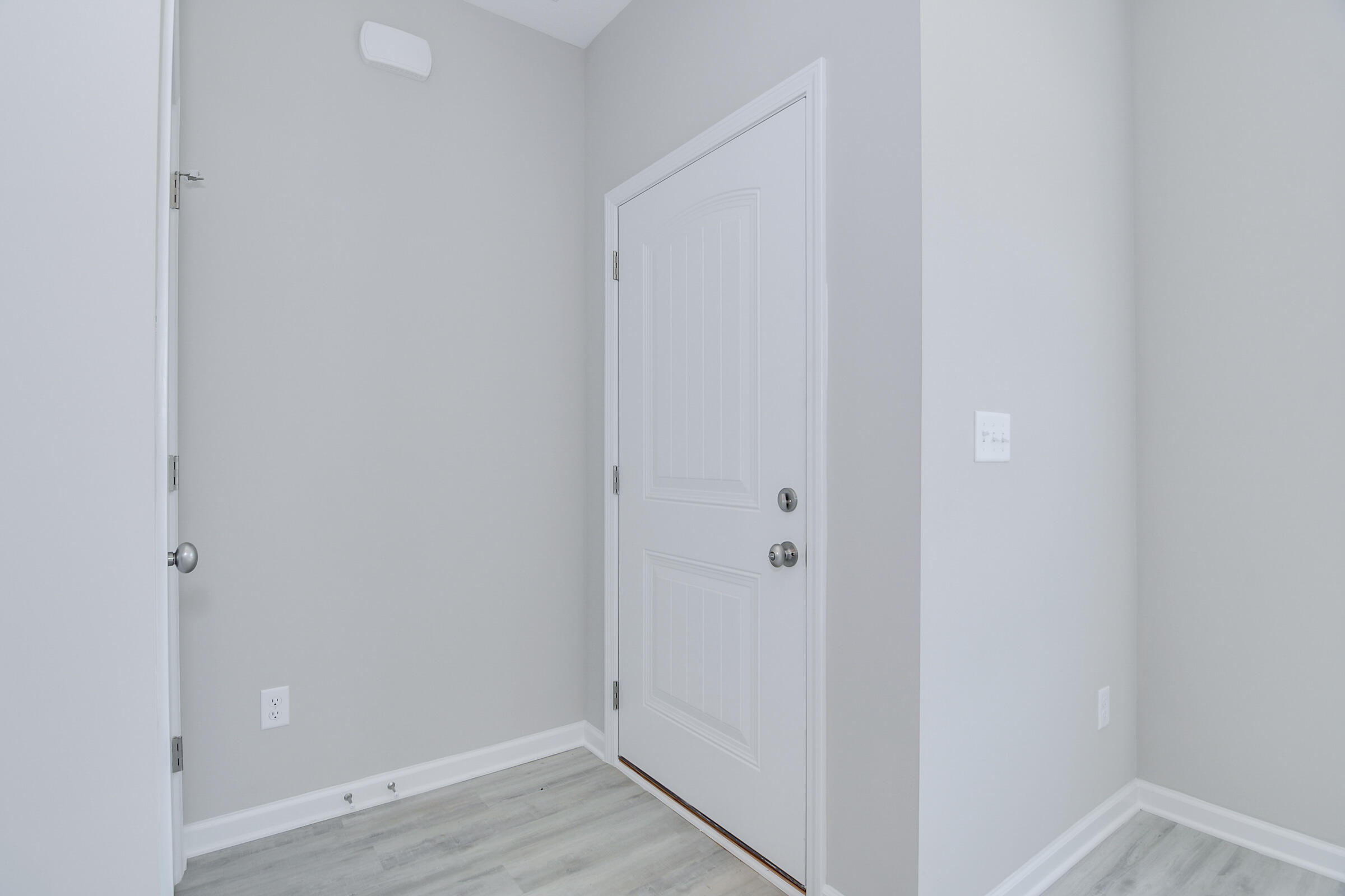 103 Constitution Circle Drive B B