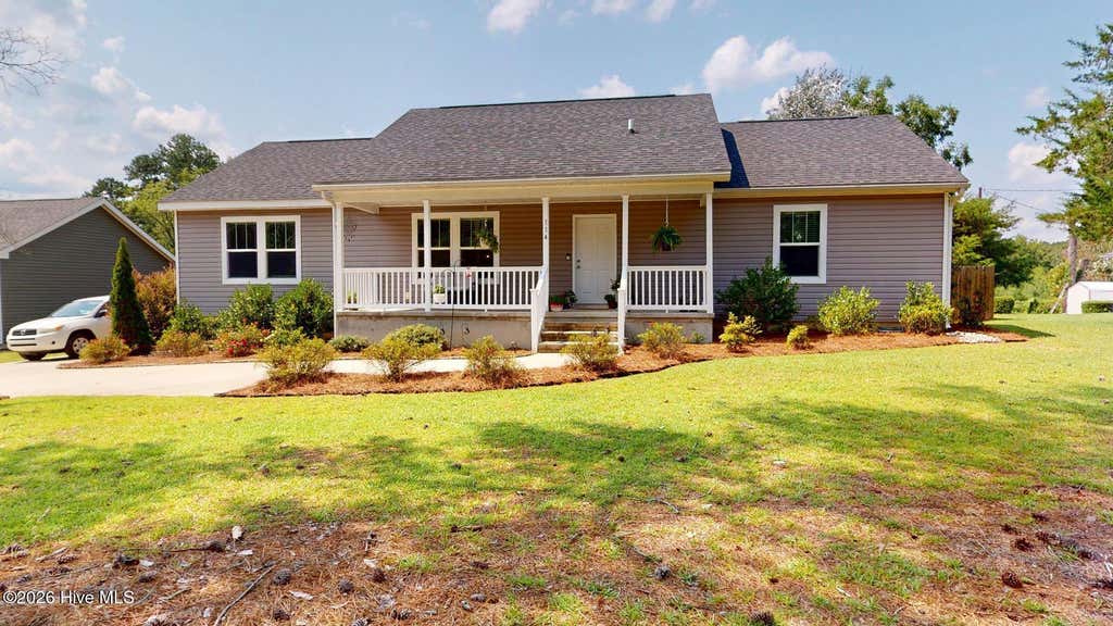 Photo of 114 Lincoln Avenue, Vass, NC 28394 (MLS # 100595866)