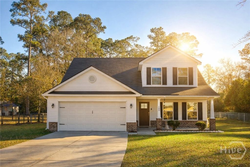 Photo of 109 E Long Street, Rincon, GA 31326 (MLS # SA345880)