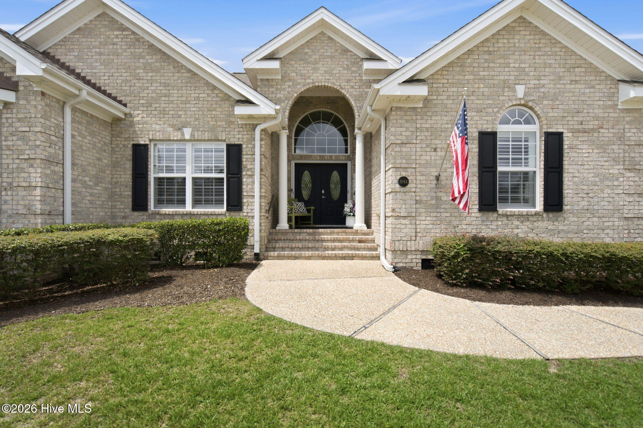 1044 Leesburg Drive