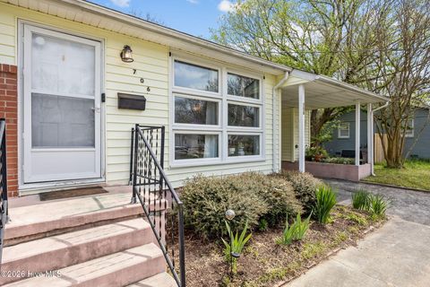 Tiny photo for 706 Vernon Drive, Jacksonville, NC 28540 (MLS # 100563100)