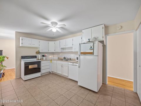 Tiny photo for 706 Vernon Drive, Jacksonville, NC 28540 (MLS # 100563100)