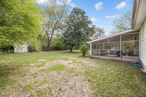 Tiny photo for 706 Vernon Drive, Jacksonville, NC 28540 (MLS # 100563100)