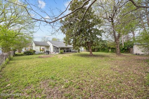 Tiny photo for 706 Vernon Drive, Jacksonville, NC 28540 (MLS # 100563100)