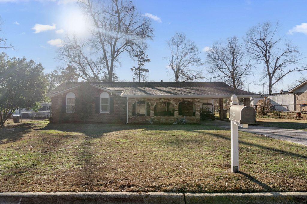 Photo of 1526 Santa Rosa Drive, Augusta, GA 30906 (MLS # 551303)