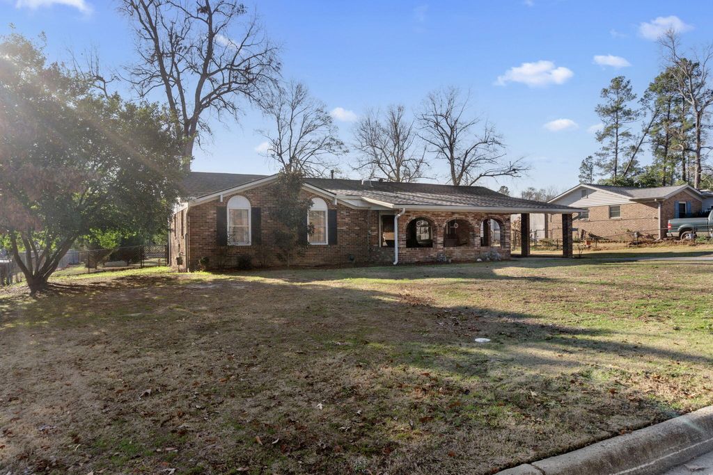 Photo of 1526 Santa Rosa Drive, Augusta, GA 30906 (MLS # 551303)