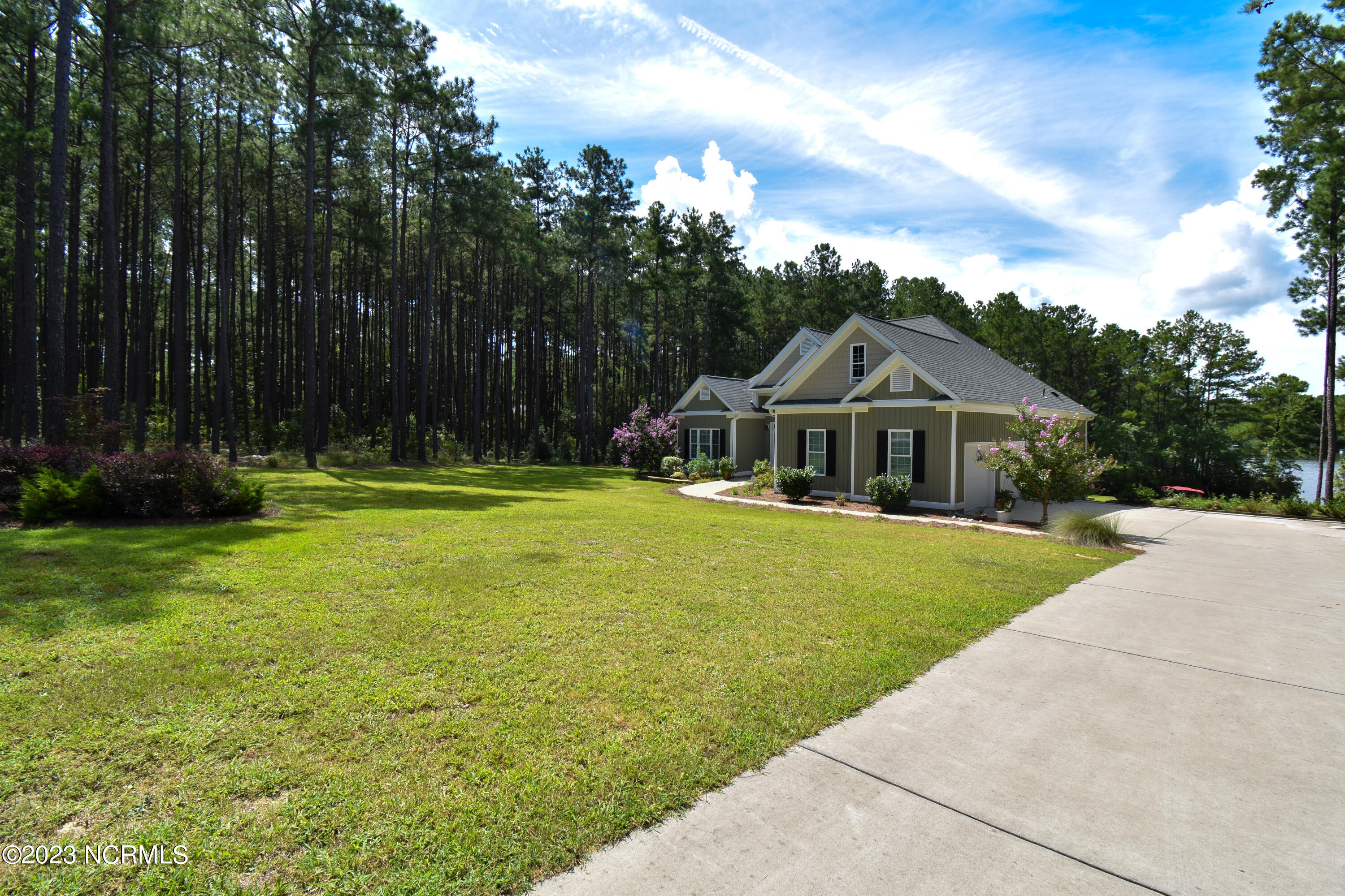 16540 Spillway Drive