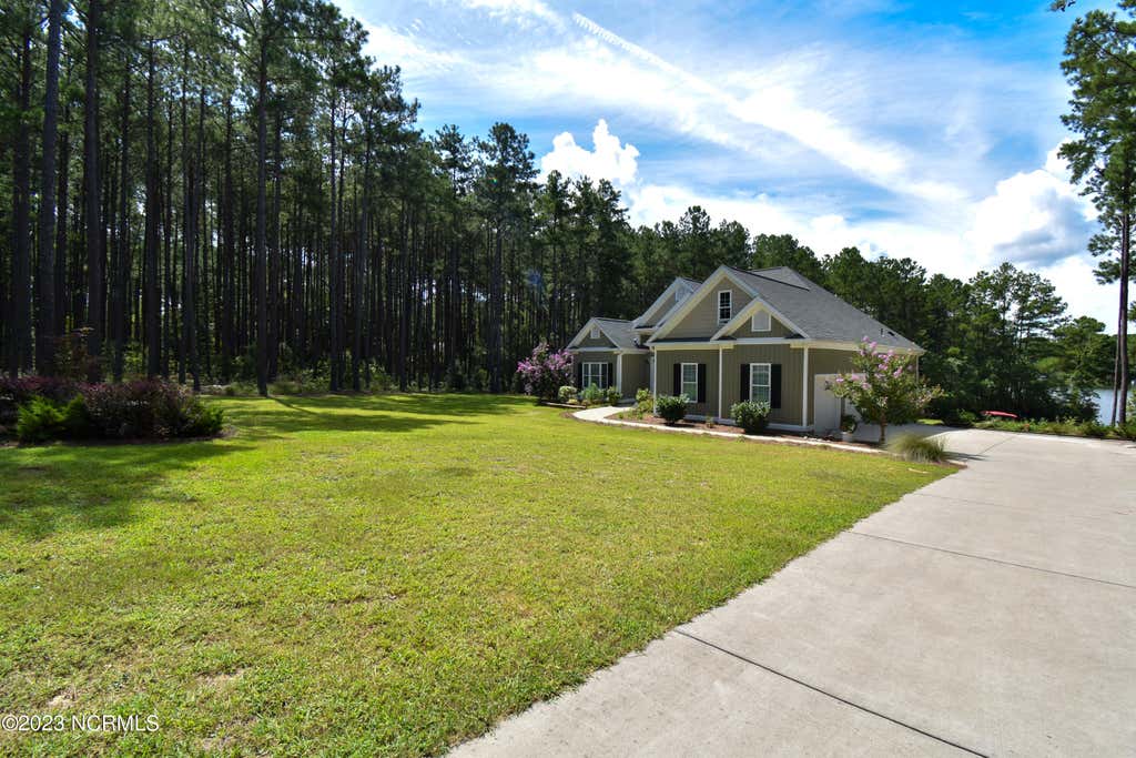 Photo of 16540 Spillway Drive, Wagram, NC 28396 (MLS # 100586522)