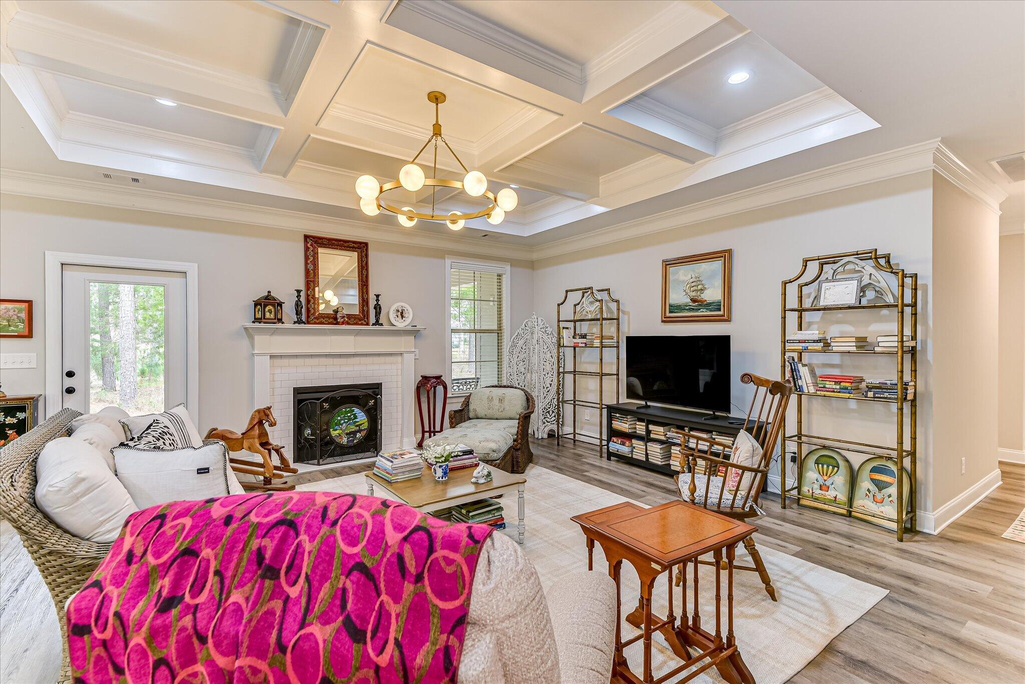 207 Ivy Court