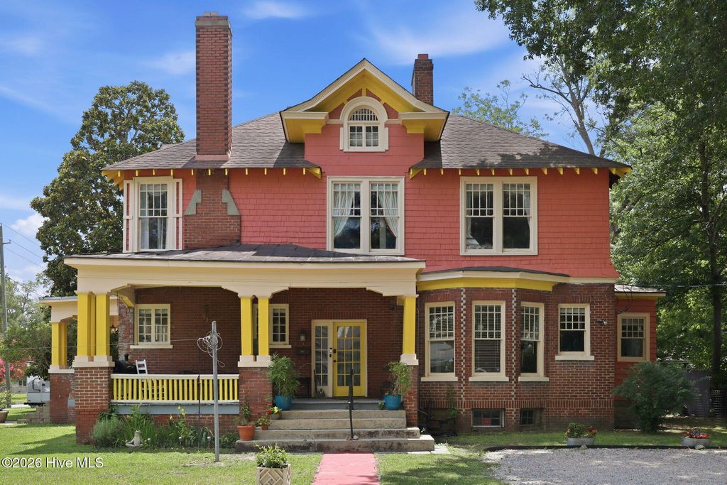 Photo of 707 W 4th Street, Greenville, NC 27834 (MLS # 100585928)