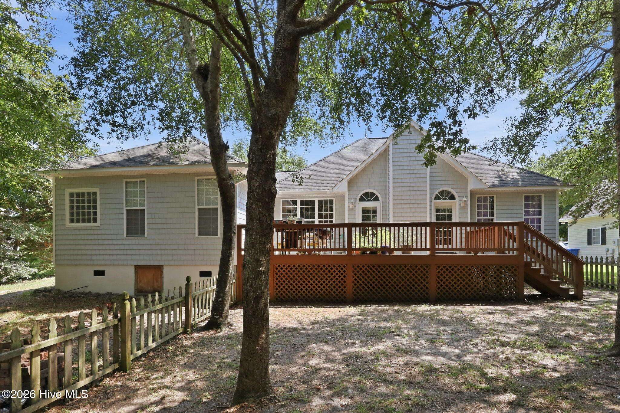 202 Shoreline Drive