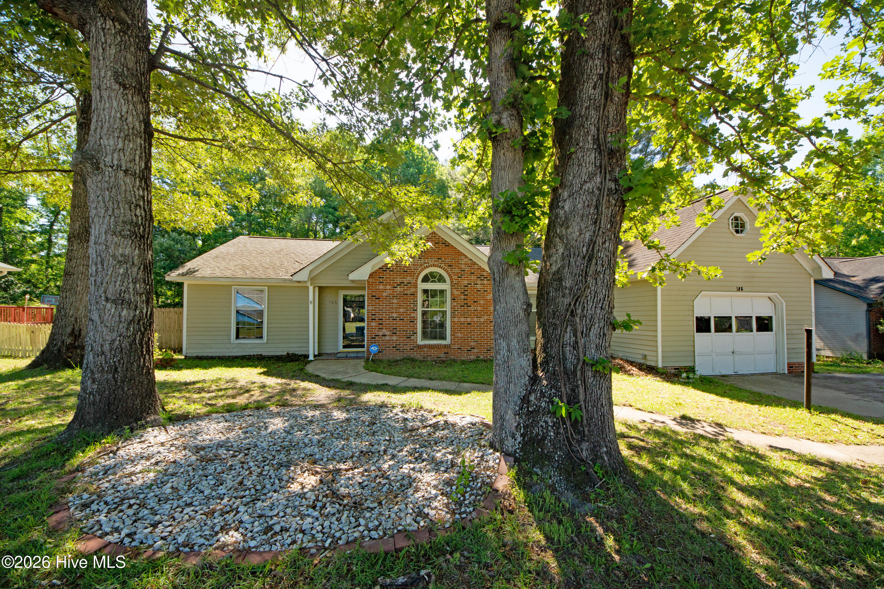 186 Raintree Circle