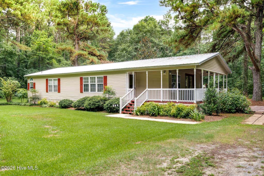 Photo of 170 Hall Herring Lane, Magnolia, NC 28453 (MLS # 100595472)