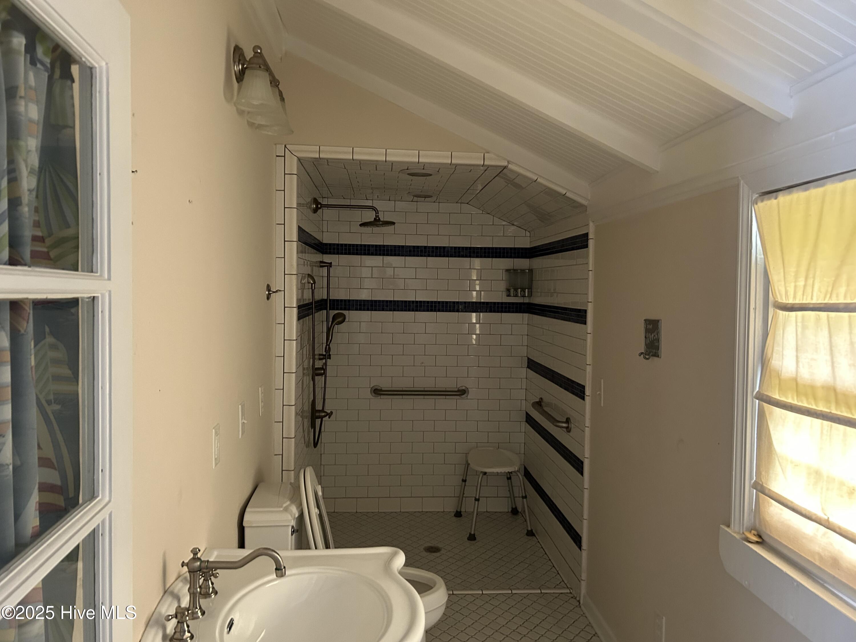 Carthage, North Carolina 28327, United States, 2 Bedrooms Bedrooms, ,2 BathroomsBathrooms,Residential,Pending,255942