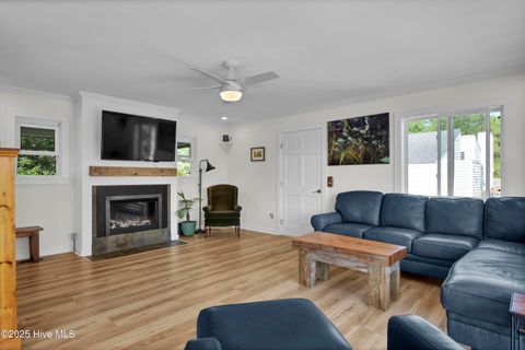 Tiny photo for 644 Bayshore Drive, Wilmington, NC 28411 (MLS # 100540889)